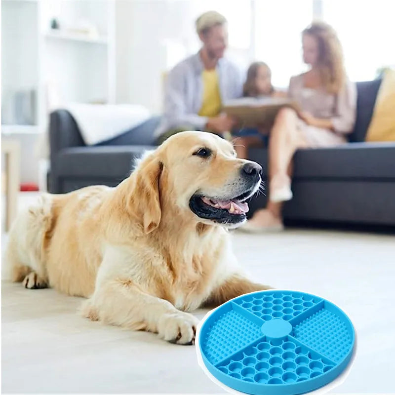 silicone licking mat with suction cups – slow feeder pad for pets