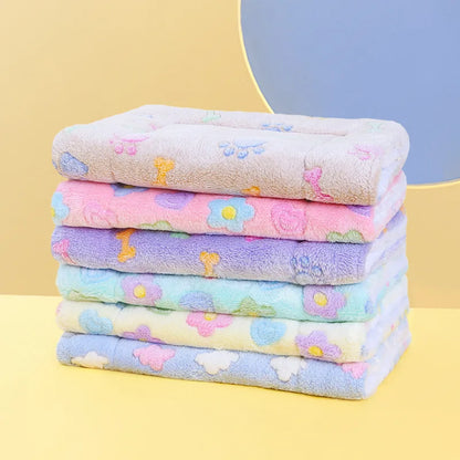 Thickened Dog Bed Mat Warm Machine Washable Blanket for Puppies and Cats