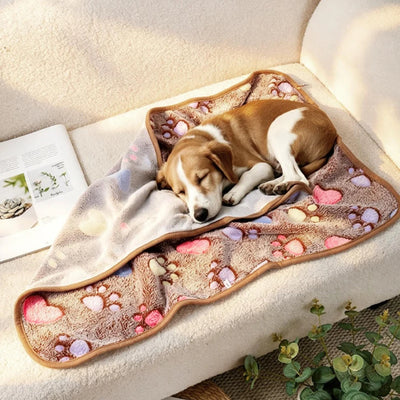 Soft Fluffy Paw Print Pet Blanket for Puppies and Cats Warm Flannel Mat