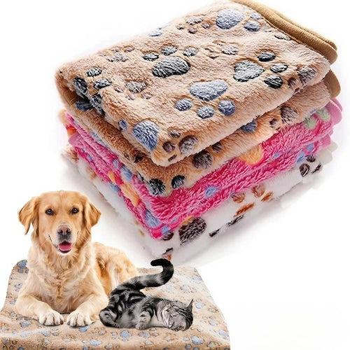 Soft Coral Fleece Pet Blanket – Cozy Warm Mat for Cats & Dogs