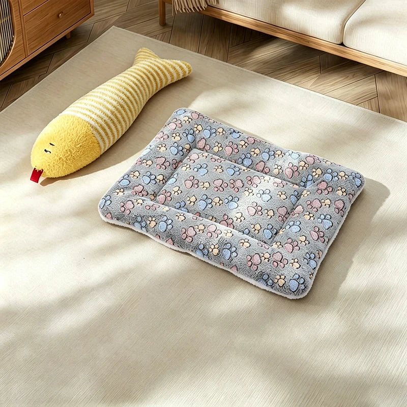 1pc double-sided plush pet mat and bed for cats and dogs, soft and warm