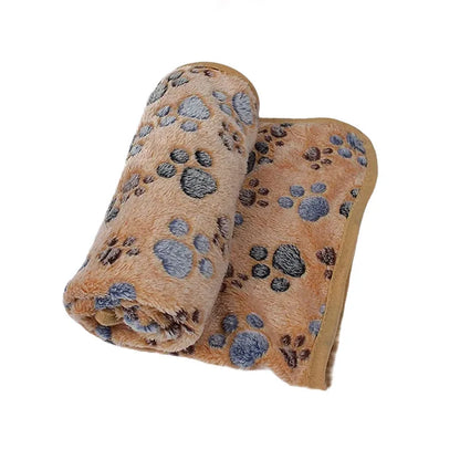Soft Coral Fleece Pet Blanket – Cozy Warm Mat for Cats & Dogs