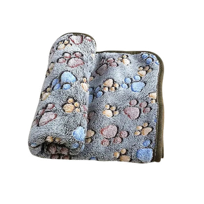 Soft Coral Fleece Pet Blanket – Cozy Warm Mat for Cats & Dogs