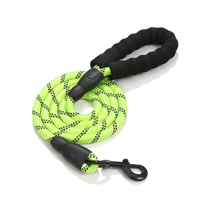 Strong Reflective Dog Leash – Durable Nylon Lead for All Dogs